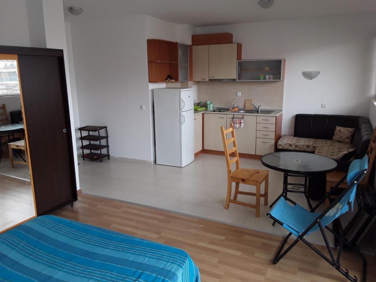 Apartment Comfort Slăntjev Brjag Exteriör bild